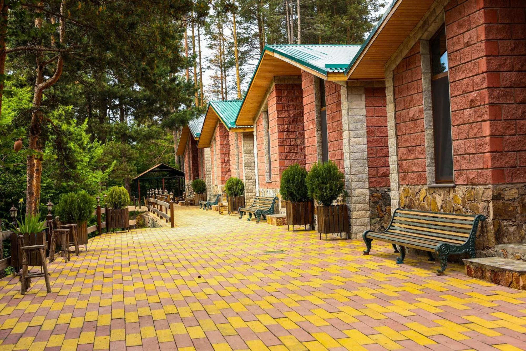 Haghartsin Hotel&Restaurant Dilidschan Exterior foto