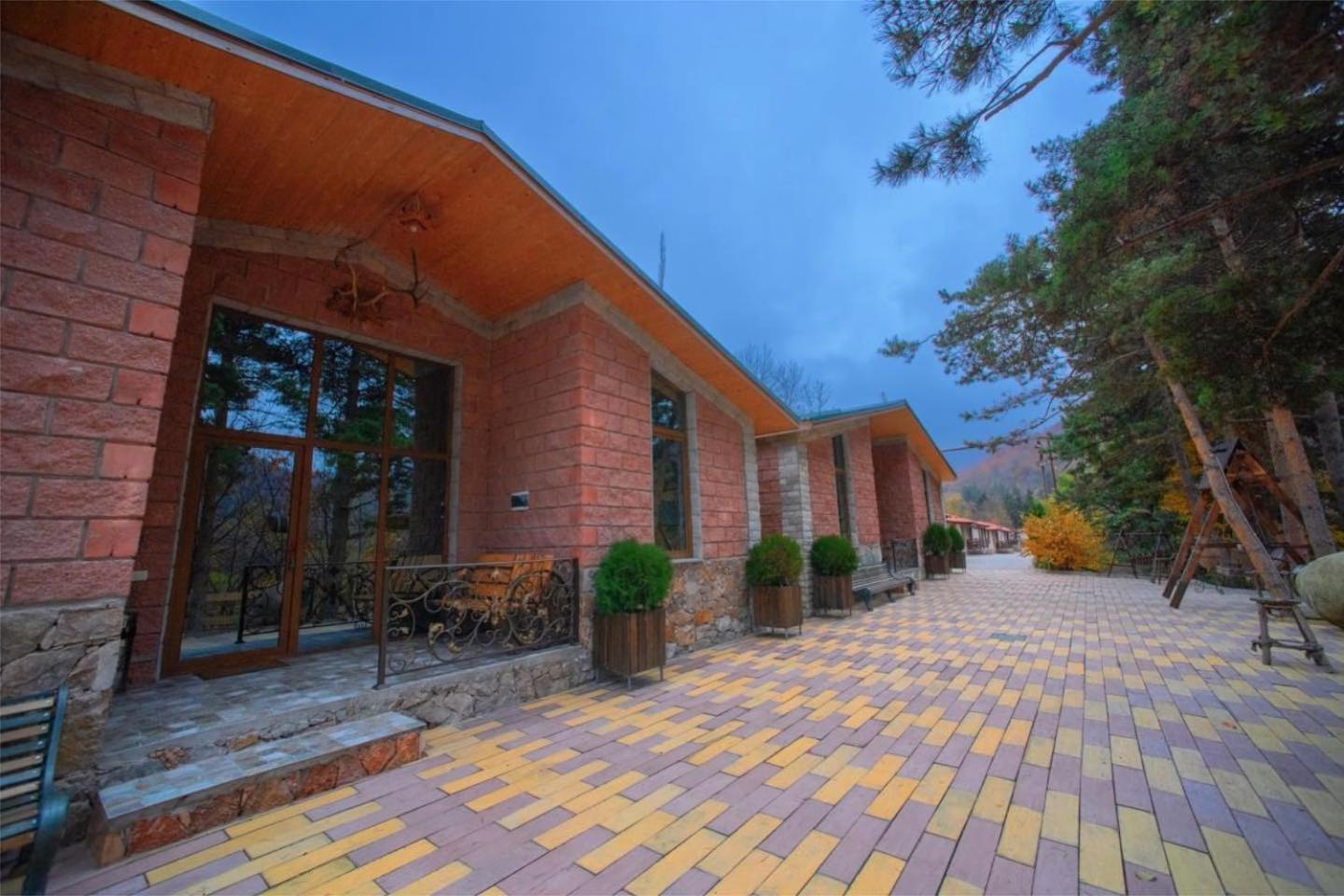 Haghartsin Hotel&Restaurant Dilidschan Exterior foto